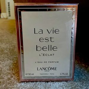 La vie eat belle perfume